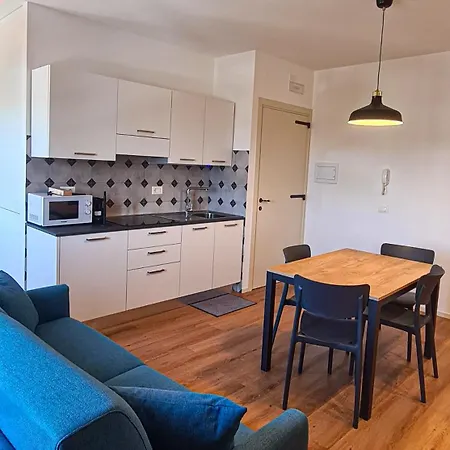 Civico134 Apartman Sirolo